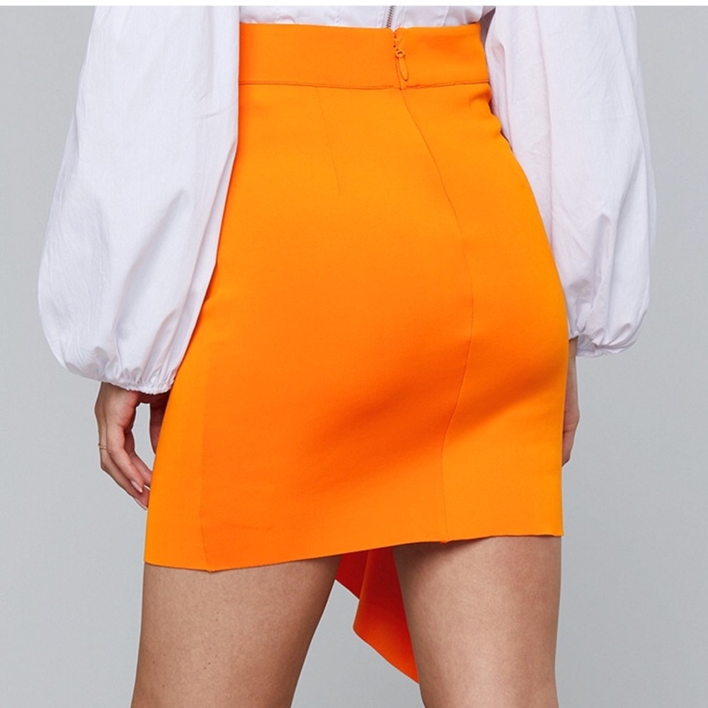 BEBE ASYMMETRIC RUFFLE SKIRT❣️ - Picture 2 of 5